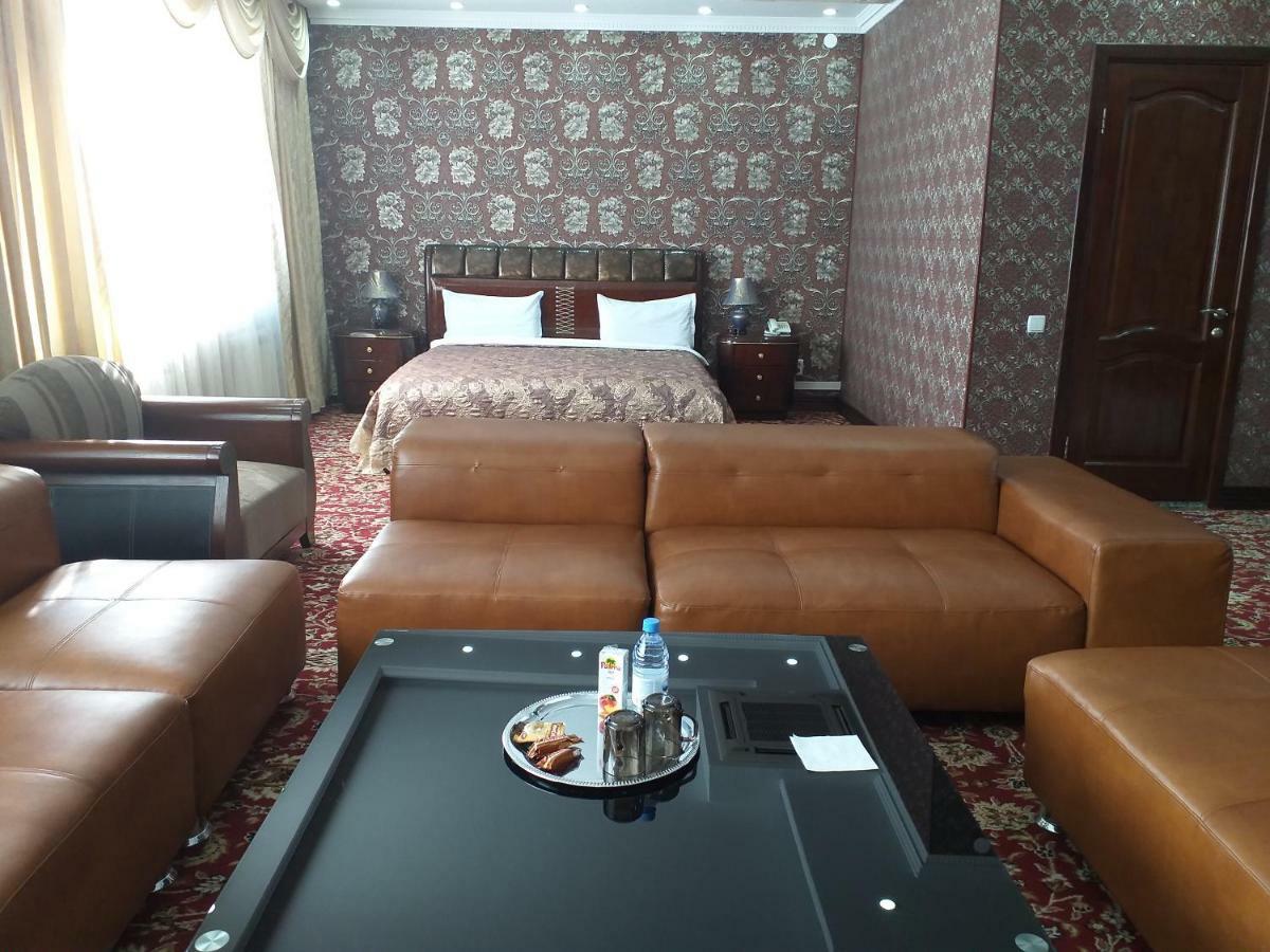 Seoul Hotel Simkent Kültér fotó